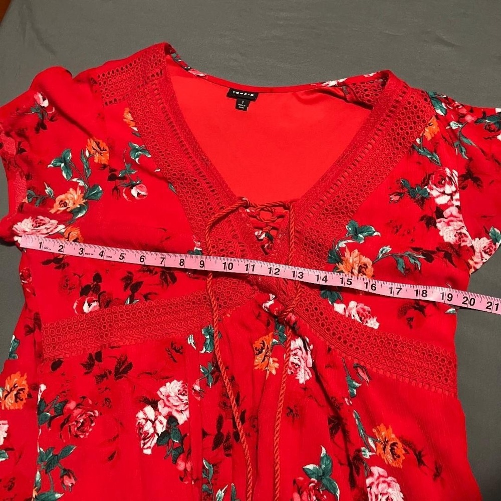 Torrid Women's 3X Red Floral Boho Flutter Sleeve Lace Up Eyelet Neck Dress Lined - Picture 7 of 9